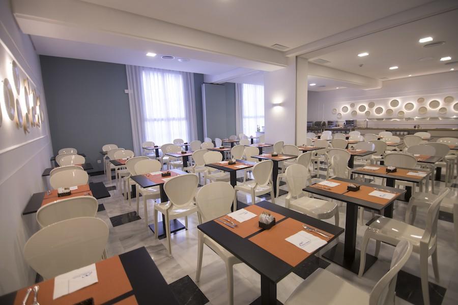 Hotel Monte Triana. Sevilla. 21 comedor hotel monte triana 02