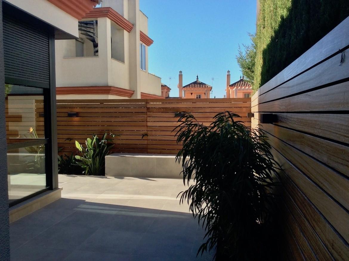 jardín-madera-tomares-sevilla