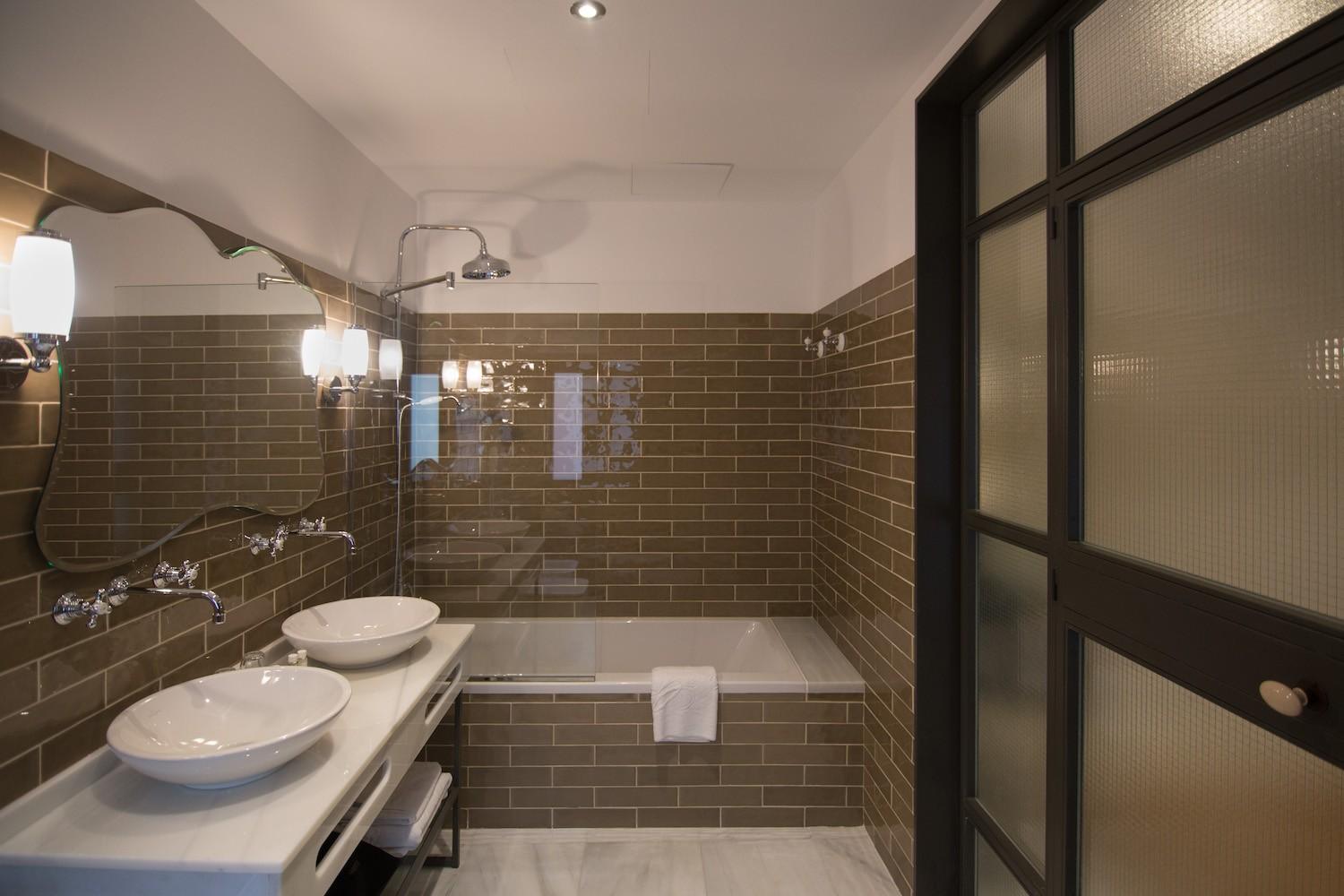 baños-habitaciones-hotel-sevilla
