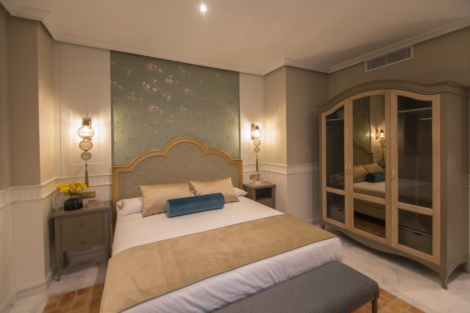 habitacion-matrimonio-zona-cama-hote-sevilla