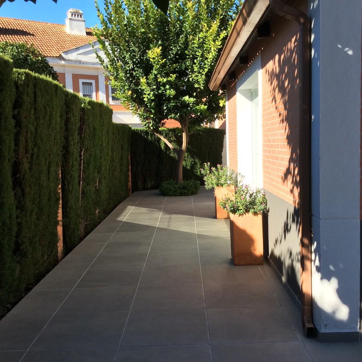 Proyecto de diseño de exteriores de vivienda | Montequinto 4 residencial-montequinto-sevilla-exterior-05